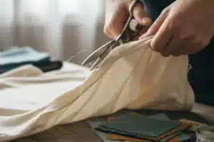 How to Make a T-Shirt Into a Tank Top?